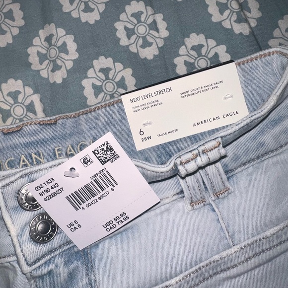 American Eagle Light Blue Denim Women Shorts - Picture 3 of 3